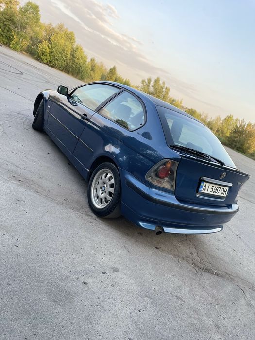 Продам BMW e46 compact 2002 год 2.0 бенз