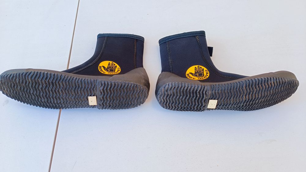 Fato de mulher para mota água