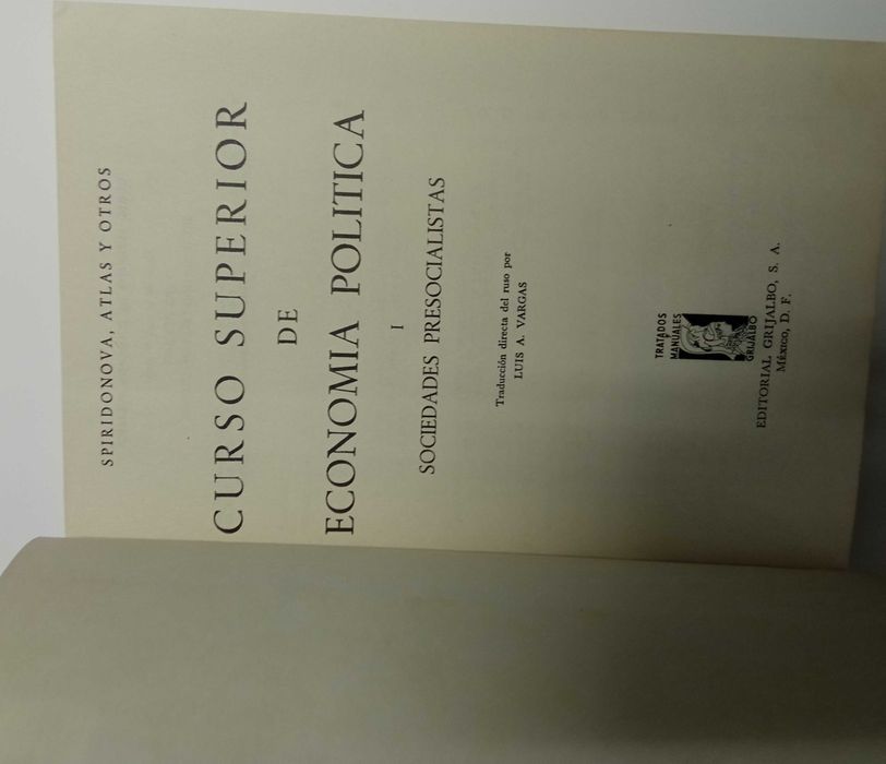 Curso Superior de Economia Política I, de Spiridonova Atlas y otros