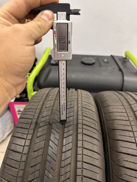 Шини 225/55/19 всесезонні GoodYear