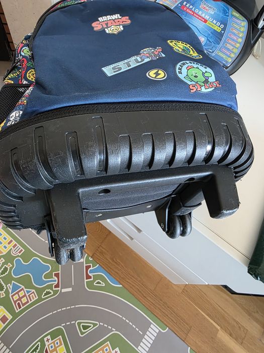 Mochila escolar  com trolley