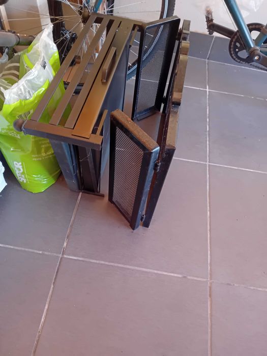 Proteção lareira ferro + base de queimar lenha