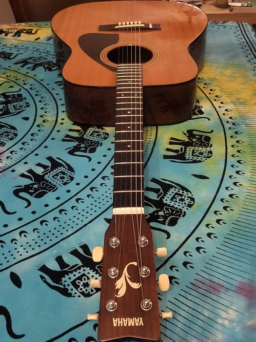 Gitara akustyczna Yamaha