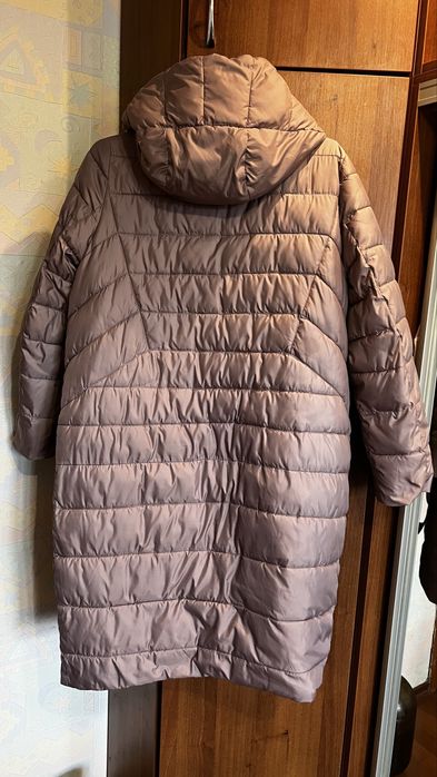 Продам пуховик.