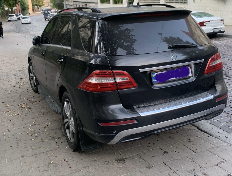 Mercedes ML 250; 2012рік