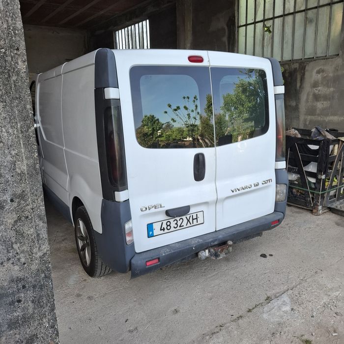 Opel vivaroo 220 mil klm