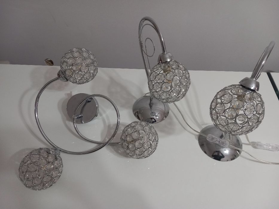 Conjunto de candeeiro de teto e candeeiros de mesa de cabeceira