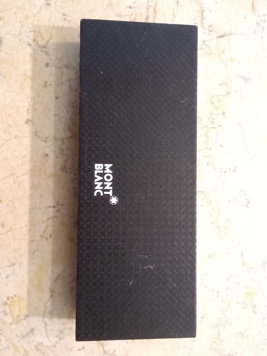 Caixas ou estojos para canetas MONTBLANC