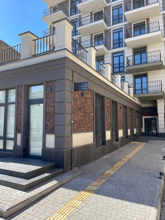 Оренда критого паркомісця.