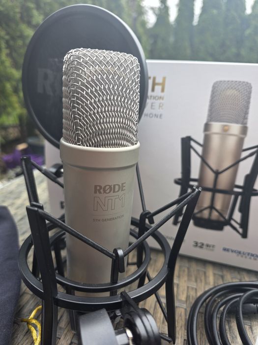 Mikrofon pojemnościowy studyjny RODE NT1 5gen. NOWY