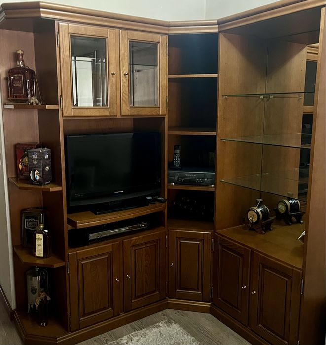 Móvel de Canto para Sala / Estante Modular em Madeira