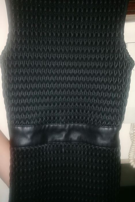 Vestido preto Zara em napa Novo