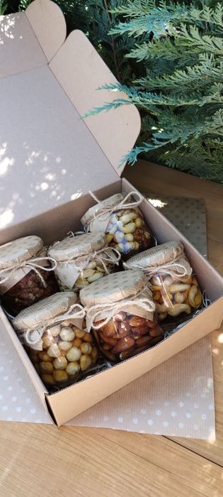 Горіхи з медом/подарунок/крем-мед