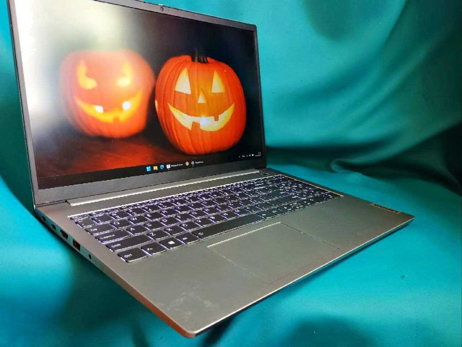 Lenovo ThinkBook 15 G2 itl | i7-1165G7 | i7-11th Gen | 8GB/256GB | IPS
