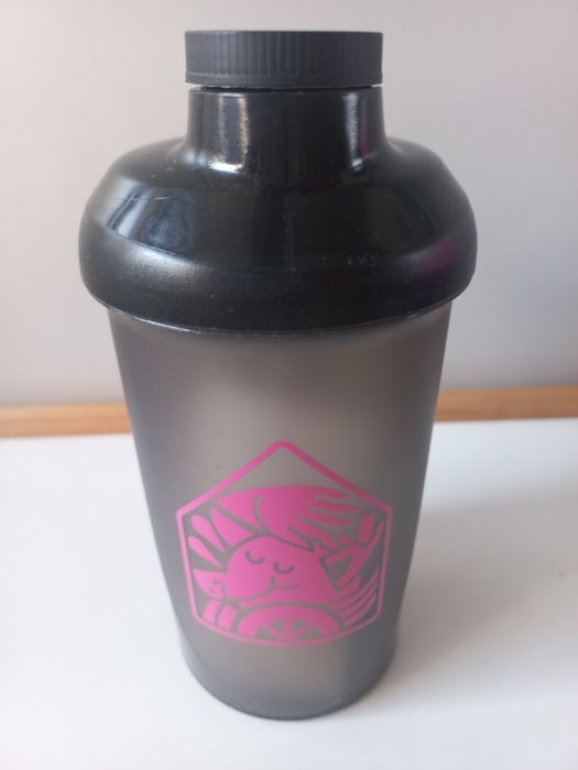 Shaker z logo holy + mix 5 saszetek