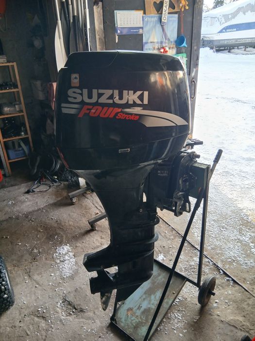 Silnik zaburtowy Suzuki 50 km