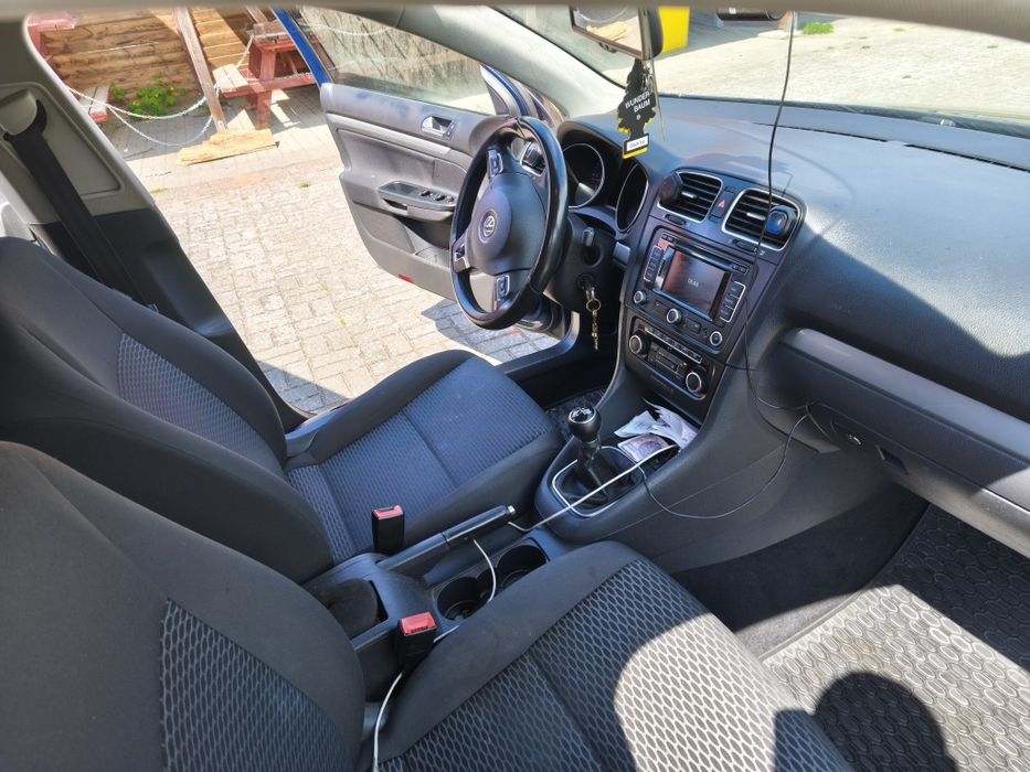 Volkswagen Golf VI