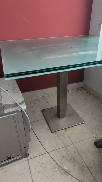 Mesa de vidro  102×113×3