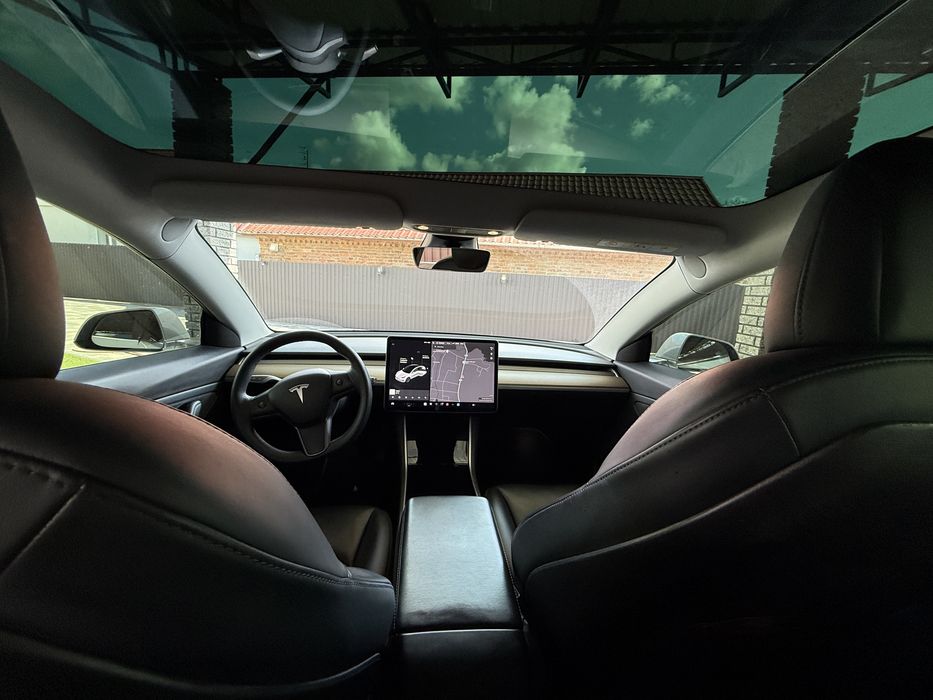 Продам Tesla model 3 повний привід