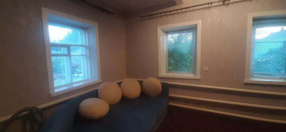 Дом, 42 м. кв. Газ. Удобства в доме. Подгороднее. 25000$