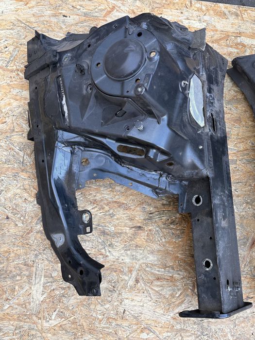 AUDI A4 S4 B9 A5 S5 8W Fartuch podłużnica przód prawa lewa LX7L