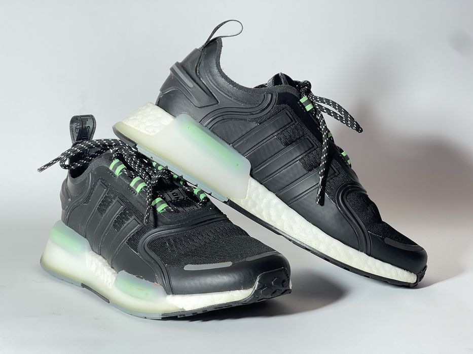 Легкі Adidas NMD_V3
