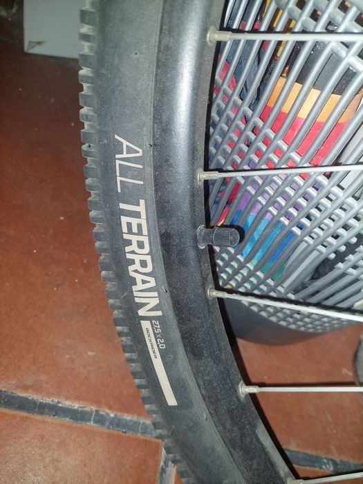Bicicleta Rockrider peneu 27,5.