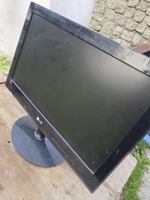 Monitor LG Flatron E1940S E1940S-PN 19 cali czarny połysk