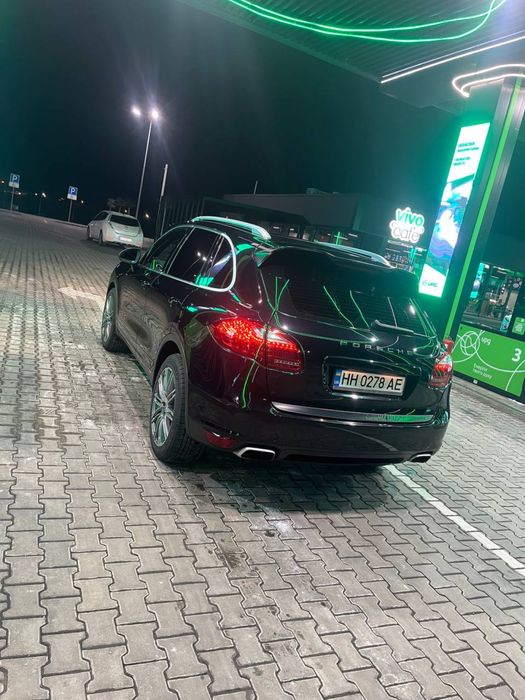 Продам Porsche Cayenne