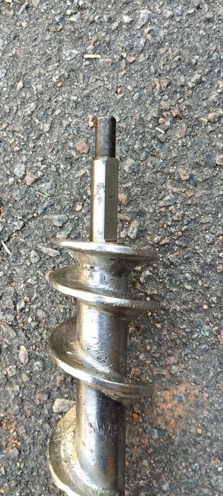 Шнек 82 мм для мясорубки Волчек в сборе