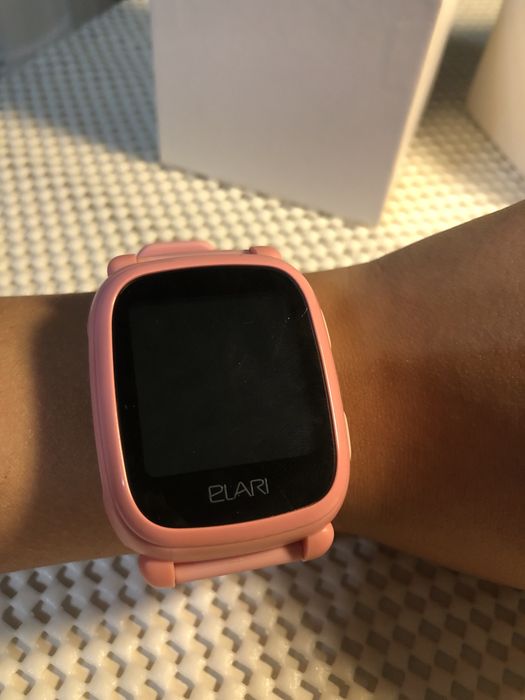 Дитячий смарт-годинник Elari KidPhone 2 рожевого кольору