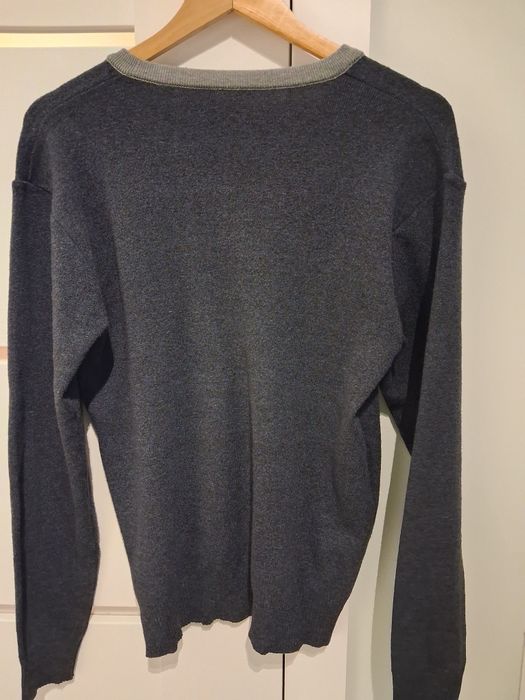 Klasyczny prosty Sweter w serek meski roz m 38