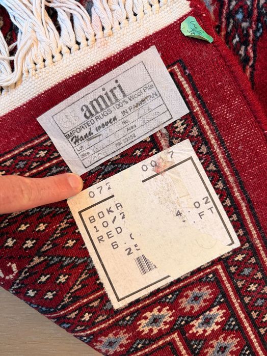 tapete Amiri Bokhara de 100% lã, feito à mão no Paquistão.