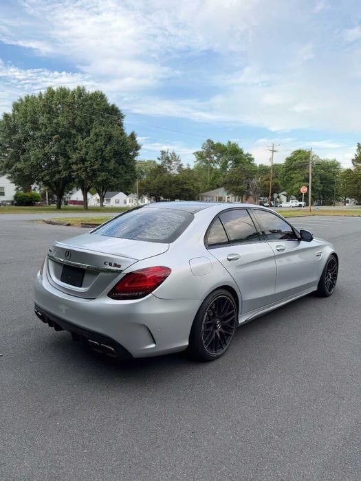 Mercedes-Benz C-Class AMG C 63      2019