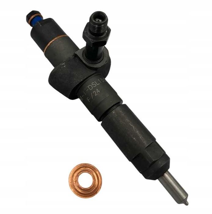 URSUS C-360 WTRYSKIWACZ paliwa kompletny wtryskiwacze  KPL. 4 SZT.