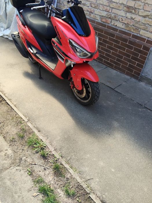 Скутер Spark150s-18