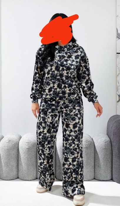 Сезонний костюм 
Костюм* 
Мод.аго
Розміри 46-48,50-52,52-54