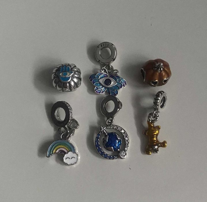 Charms na bransoletkiPandora pomarańczowa Dynia halloween z sercami