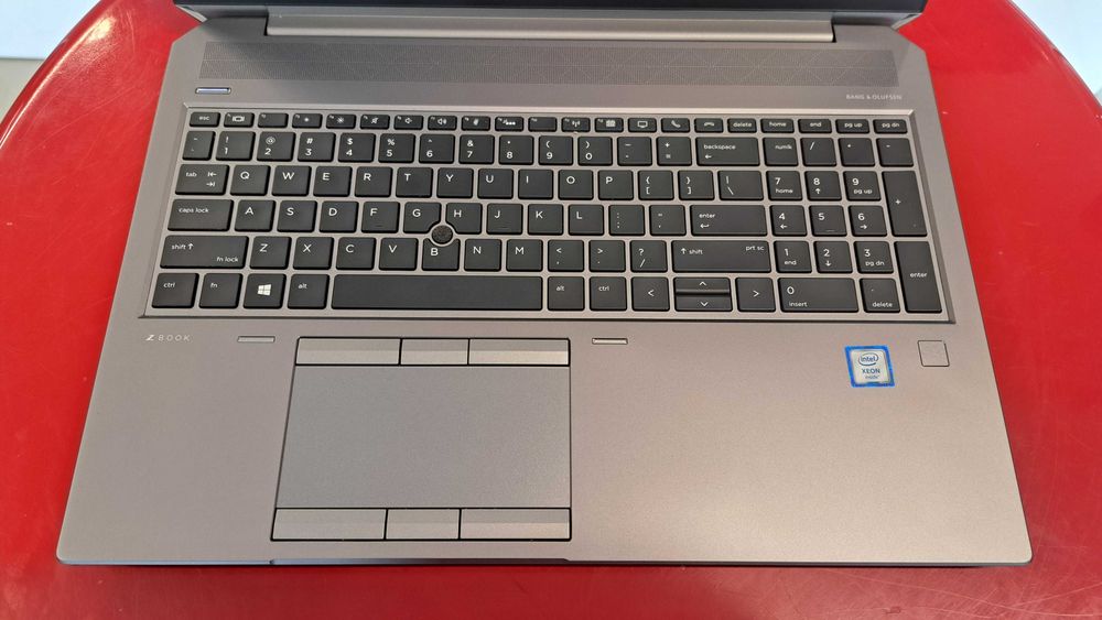 Laptop HP Zbook 15 G6 Intel Xeon e-2286m 32GB RAM 1TB SSD nVidia Quadro RTX 3000 W11 FullHD Faktura Gwarancja