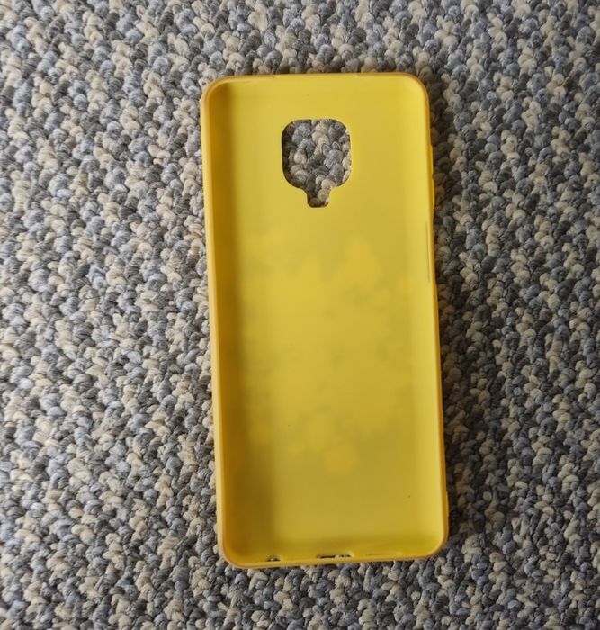 Продам чохол на телефон Redmi Note 9 Pro