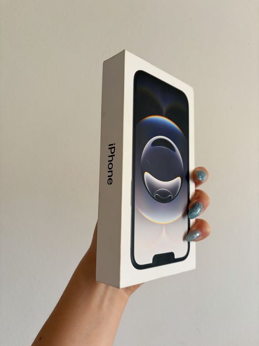 iPhone 16e 128 GB