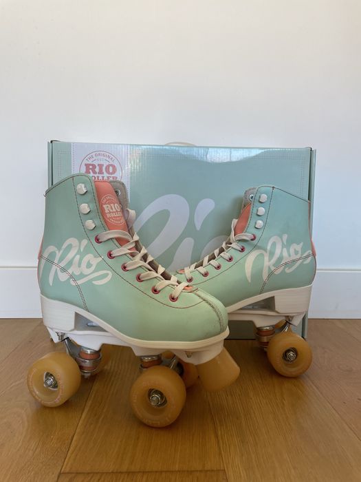 Patins 4 rodas- Rio Roller
