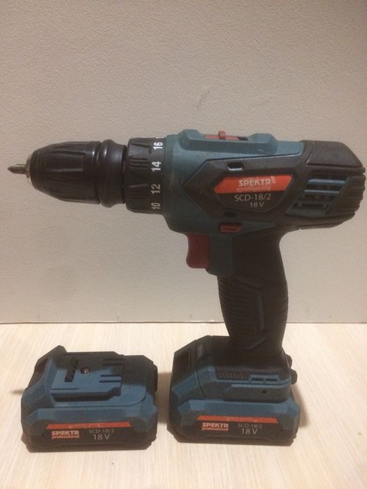 Аккумуляторный шуруповерт Spectr