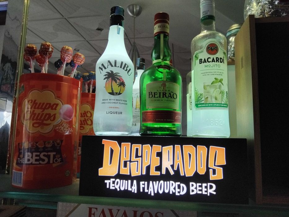 Reclamo luminoso [DESPERADOS]