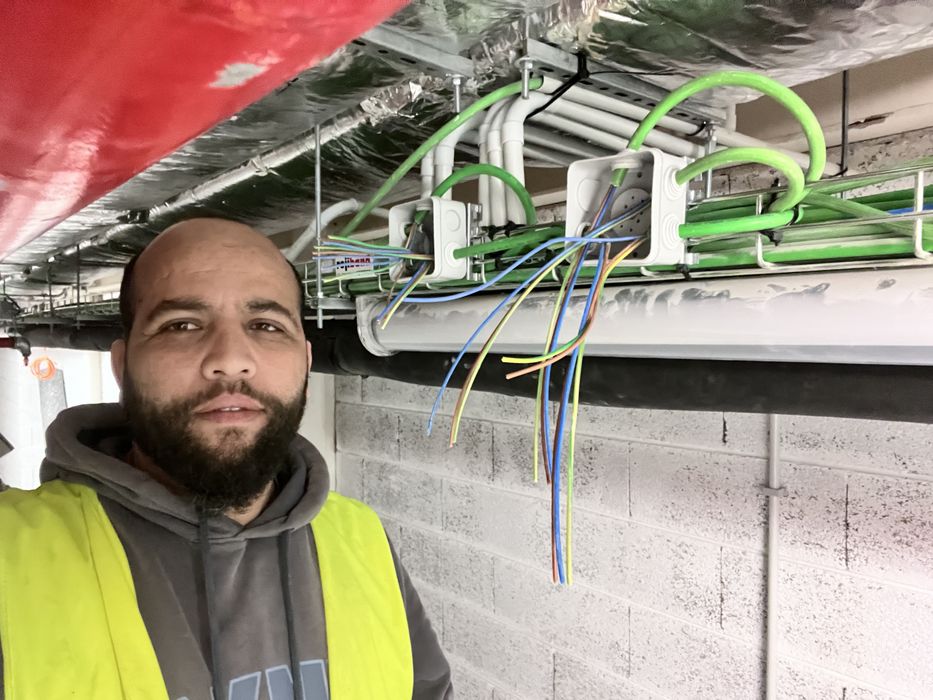 Eletricista baixa tensoa