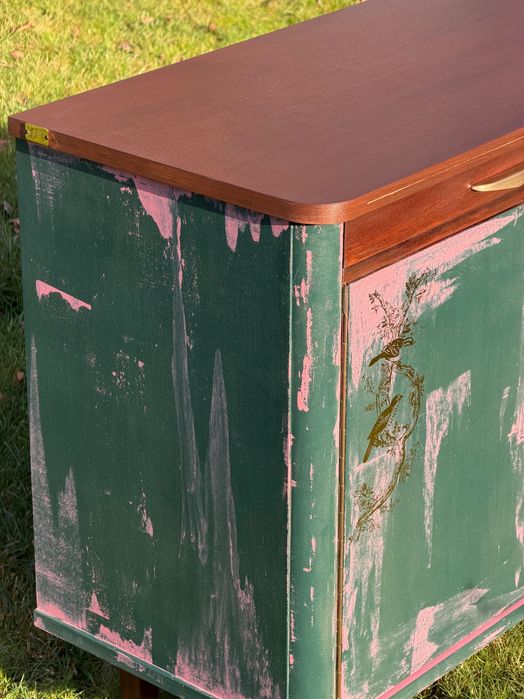 Унікальна супер стильна тумба/комод з робочим місцем