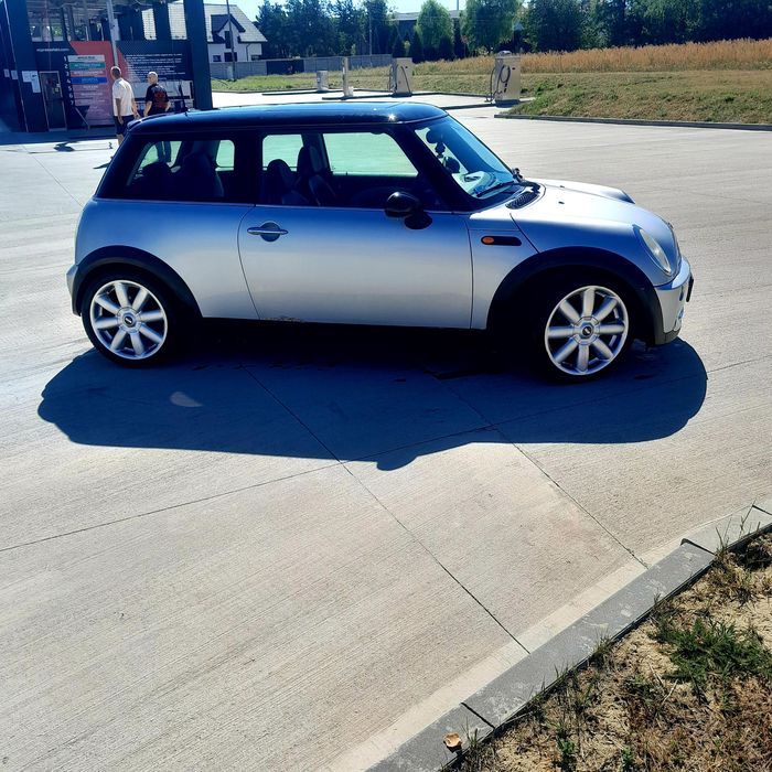 Mini Cooper, panorama, szyberdach, benzyna 116km.2001r.