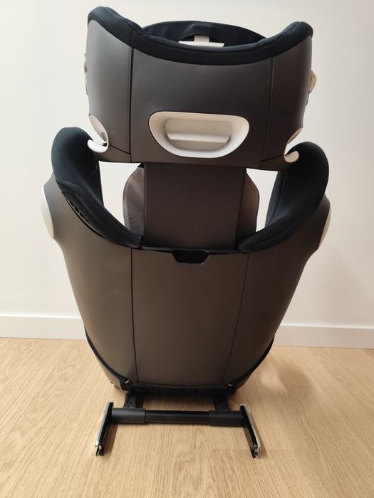 2 cadeiras auto Cybex Solution M-Fix: preço por unidade.