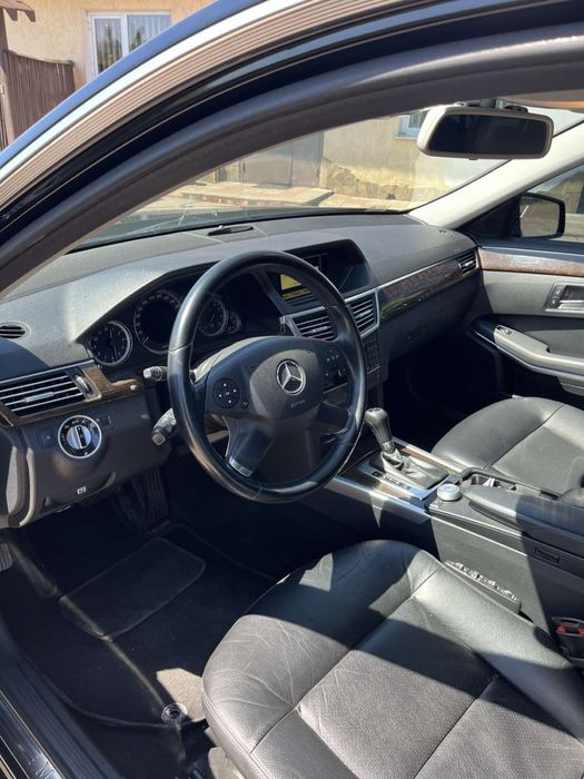 Mercedes Benz w212 2011рік