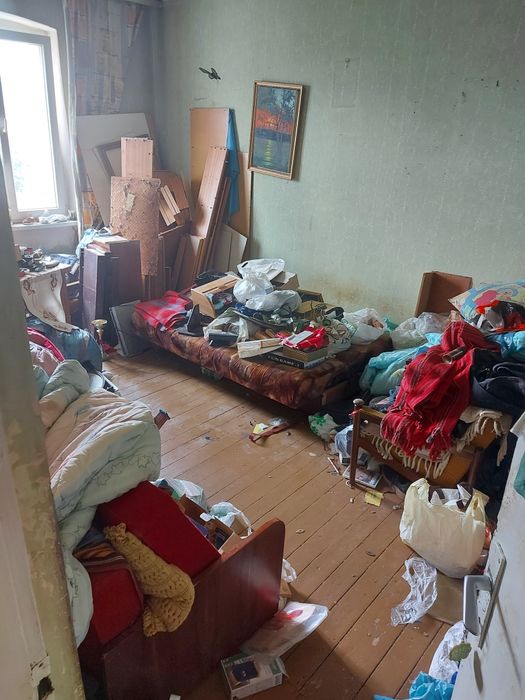 Opróżnianie Mieszkań Domów Strychów Piwnic Garaży Wywóz Gabarytów